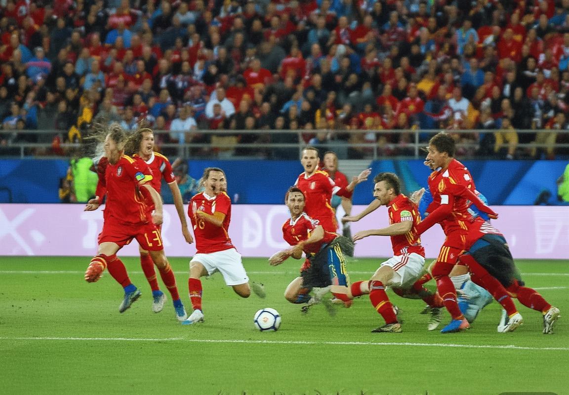 2017俄西足球对决：传控与反击战术解析